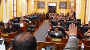 Dirigente de la CSUTCB sugiere colgar a los asambleístas de La Paz por aumentarse el sueldo y no compartir la crisis