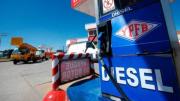 Tras el “dieselazo” de Paz, transporte pesado asegura que en Brasil, Chile y Paraguay el diésel es más barato