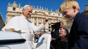 El costo de la visita del Papa a Francia se dispara y a la Iglesia le cuesta seguir el ritmo