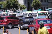 Alcaldía paceña anuncia que en 10 días dará de baja el RUAT a vehículos con deudas