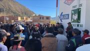 Continúa bloqueo en Betanzos por falta de gasolina y exigen garantizar abastecimiento