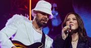 Video: Jesse & Joy cierran su show en La Paz levantando la bandera boliviana