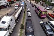 Gobierno califica de parcial paro del transporte, conflicto en Santa Cruz en manos de municipio