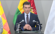 No tenemos ni para pagar lo local, imagínese estar pagando algo internacional, el presidente Rodrigo Paz responde por el uso del avión presidencial y niega pago millonario a un medio estadounidense