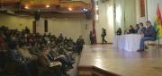 CHOFERES Y GOBIERNO INSTALAN MESA DE DIÁLOGO POR EL DIÉSEL