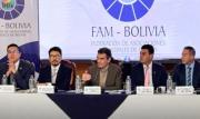 Paz se reúne con alcaldes y alista encuentro con gobernadores para avanzar en la descentralización