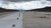 Obras del aeropuerto de Potosí enfrentan dificultades por falta de diésel y trabas administrativas