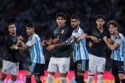 Argentina aplasta a Bolivia en Córdoba y le propina otro duro golpe (4-0)