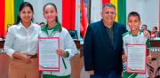 Atletas campeones reciben reconocimiento del Concejo Municipal