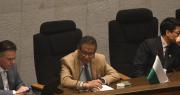 En sesión del Legislativo, Oviedo vincula a Mariaca con Marset y se retira sin responder preguntas