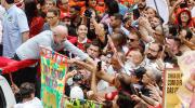 Lula pide “matar la desgracia” y vencer a Flávio Bolsonaro en primera vuelta este domingo