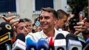Flávio Bolsonaro dice que su ventaja en la primera vuelta muestra que Brasil quiere un cambio