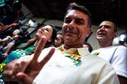Flávio Bolsonaro arranca por delante de Lula con los primeros datos del escrutinio