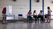 Cierran los colegios electorales en Brasil y empieza el recuento de votos