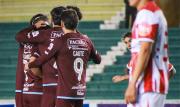 Bolívar golea a Independiente y ratifica su buen momento en la Copa Paceña