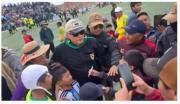 ¡El ‘Diablo’ del pueblo! Marco Etcheverry fue ovacionado en Patacamaya