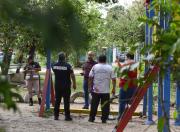 Menor pierde la vida al caerle palo de hamaca