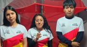 Tres jóvenes, un robot y la bandera de Bolivia: La selección de robótica rumbo a Corea