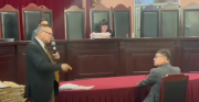 Jhonny Aguilera asiste a su declaración como testigo por el presunto golpe de Estado de 2024