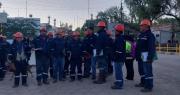 Choferes de cisternas denuncian problemas en el despacho de combustible en la refinería de Valle Hermoso
