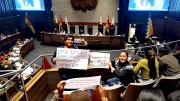 Gobierno aprueba reglamento para huérfanos de feminicidio que incluye bono mensual y apoyo alimentario