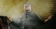 Fans responden a Luis Vega y lo inundan con sugerencias para su disco, ¿qué canción incluirías?
