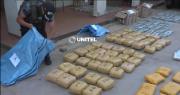 Santa Cruz: Hallan 346 paquetes de droga al interior de un vehículo en la zona de La Angostura
