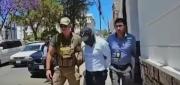 APREHENDEN A EDECÁN DE MARIACA EN SUCRE