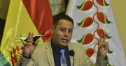 Lara exige a Urioste revelar quién es el “amigo” que le pidió su currículum para postularlo a fiscal general