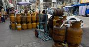 “No llega el camión con gas”: Vendedoras de comida del mercado Lanza denuncian falta de GLP en La Paz