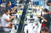 Las mujeres ganan terreno y representan el 45% del empleo en toda Bolivia