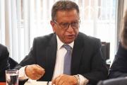 Oviedo niega la existencia de un “grupo palaciego” y afirma que Paz toma decisiones de forma independiente