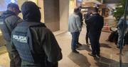 Atraco a joyería: Delincuentes redujeron al guardia e hicieron al menos cinco disparos