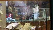 Atracan una joyería en un centro comercial de la ciudad de Santa Cruz