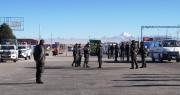 Policías y militares se despliegan en carreteras de La Paz ante el anuncio de marcha evista
