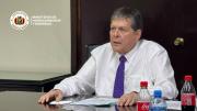 Ministro Blanco afirma que no subirán las tarifas eléctricas por el momento y descarta que el gas se agote