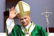 EL PAPA LEÓN XIV FUE INTERVENIDO CON ÉXITO POR ADENOCARCINOMA PULMONAR