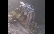Accidente en la ruta a Chulumani deja tres fallecidos y ocho heridos tras embarrancamiento