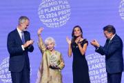 Isabel Allende gana el premio Planeta dando cierre al universo de La casa de los espíritus
