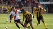 The Strongest quiere acortar distancia y Always Ready defender la cima