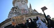 La policía usa gas lacrimógeno para dispersar nueva protesta en París