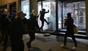 París registra nuevos enfrentamientos y saqueos tras multitudinaria jornada de protestas