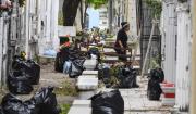 Alcaldía prohibirá juegos afuera de los cementerios por Todos Santos