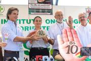 Colocan piedra fundamental para unidad de transplante