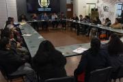 Alcaldía de La Paz descarta reubicar las ferias de Navidad y Alasita; anuncia mejoras en el campo ferial