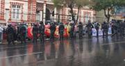 Policía usa gases para dispersar la protesta de los maestros en La Paz; magisterio advierte con un paro de 48 horas