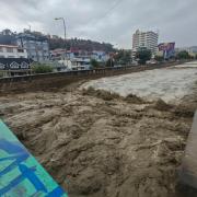 Fuertes lluvias provocan crecida de ríos e inundaciones en distintas zonas de La Paz