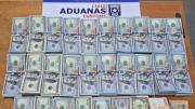 Chofer boliviano es detenido en Chile al intentar ingresar con más de $us 251.000 sin declarar