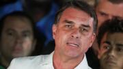 Tras huir a Estados Unidos, Flávio Bolsonaro se autoproclama el verdadero presidente electo de Brasil