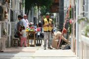 ¿Vas a visitar el cementerio por Todos Santos? Estas son las fechas, los horarios y las restricciones